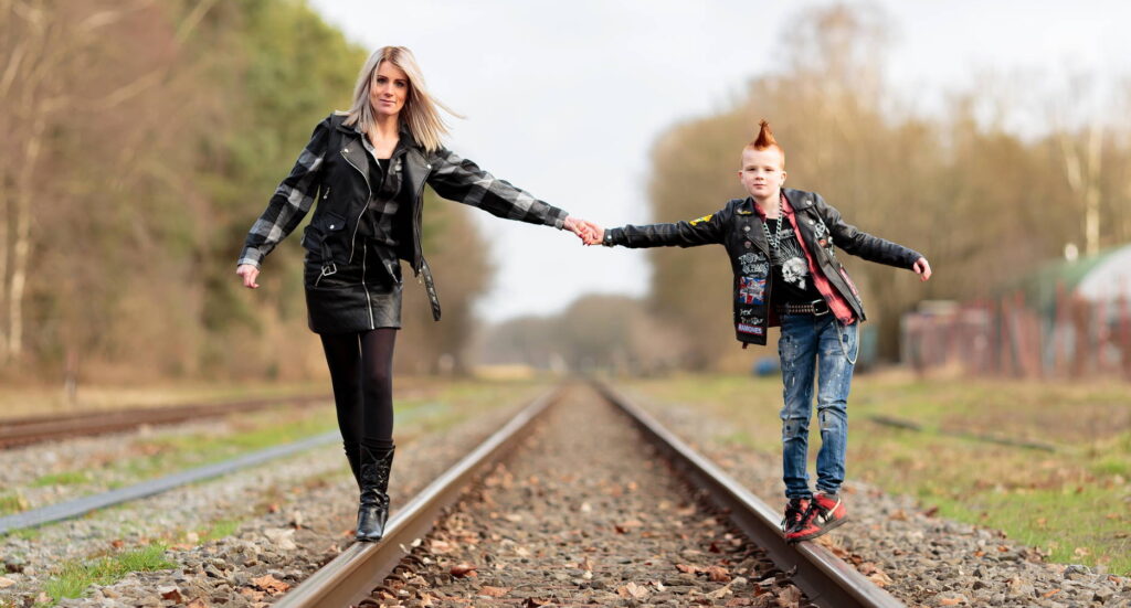 Sanne tijdens een fotoshoot in Laar