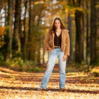 Esmee tijdens een herfstshoot bij Landgoed 't Laer